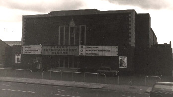 The CLASSIC ENTERTAINMENT CENTRE! Low Fell, Tyne & Wear.